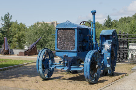Wheel tractor brand SKhTZ 15 30, produced since 1931 by the Kharkov Tractor Plant. In the 1930s and 1940s, this tractor was the most common in the USSR.のeditorial素材