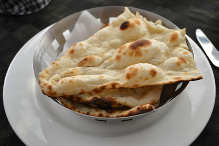 Naan breadの写真素材