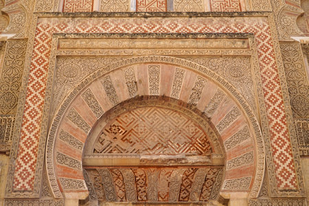 Arch in Mosqueâ€“Cathedral of Cordoba in Spainの素材 [FY310202366644]