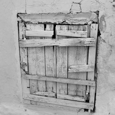 photo of old wooden door