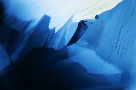 Micro Crystals in polarized Light