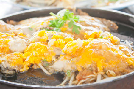 Thai food fried clams with eggの写真素材