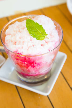 Ice with sweet red on tableの写真素材