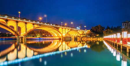 Qingzhou Bridge Night Sceneの写真素材