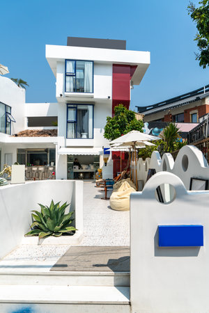 Street view of characteristic buildings in Xiamen coastlineのeditorial素材