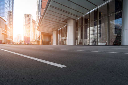 Freeway skyline and financial district buildingsのeditorial素材