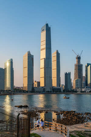 Qingdao coastline buildings landscape and sunsetのeditorial素材