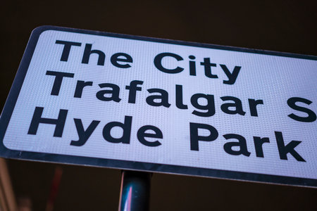 Direction sign to Trafalgar Square and Hyde Park LONDON, ENGLAND - FEBRUARY 22, 2016のeditorial素材