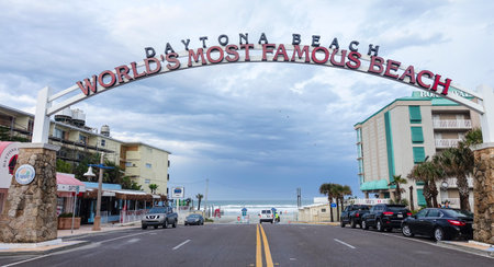 Welcome to worlds most famous beach sign in Daytona beachのeditorial素材