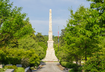 Big Column at Oakland cemetery Atlantaのeditorial素材
