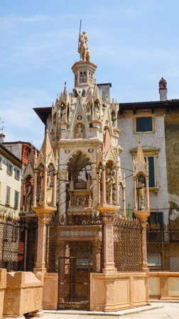 Scaliger Tombs in Verona - Arche scaligereのeditorial素材