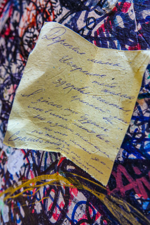 Love letters on the wall at Juliets house in Verona - Romeo and Julietのeditorial素材