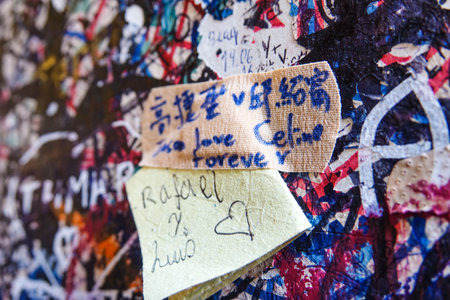 Love letters on the wall at Juliets house in Verona - Romeo and Julietのeditorial素材