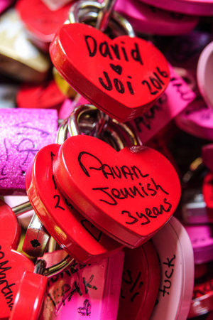 Love Locks at Juliets house in Verona - Casa di Giuliettaのeditorial素材