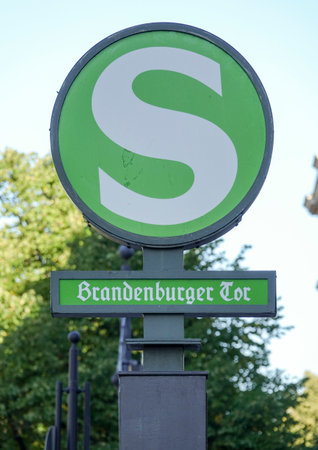 Suburban train station Brandenburger Tor in Berlin - BERLIN / GERMANY - AUGUST 31, 2016のeditorial素材