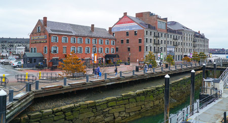 Beautiful Boston Harbor at North End - BOSTON , MASSACHUSETTS - APRIL 3, 2017のeditorial素材