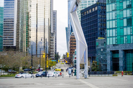 Beautiful street view in Vancouver downtown - VANCOUVER - CANADA - APRIL 12, 2017のeditorial素材