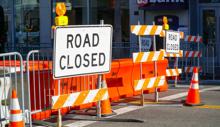 Road Closed sign on Hollywood Boulevard - LOS ANGELES - CALIFORNIA - APRIL 20, 2017のeditorial素材
