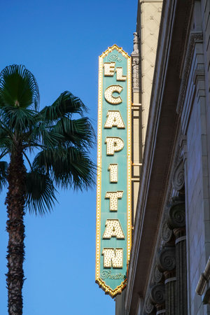 Famous Movie Theater in Hollywood - El Capitan - LOS ANGELES - CALIFORNIA - APRIL 20, 2017のeditorial素材
