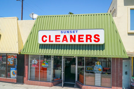 Sunset Cleaners in Los Angeles - LOS ANGELES - CALIFORNIA - APRIL 20, 2017のeditorial素材