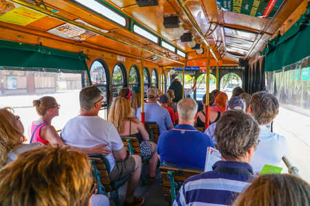 Old Town Trolley sightseeing tour in San Diego - SAN DIEGO - CALIFORNIA - APRIL 21, 2017のeditorial素材