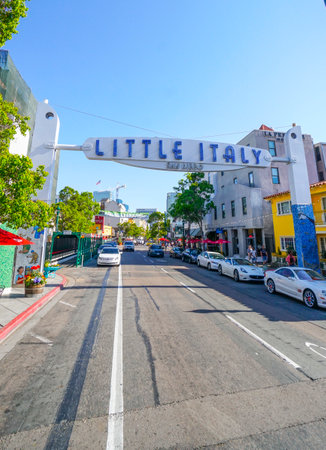 San Diego Little Italy - SAN DIEGO - CALIFORNIA - APRIL 21, 2017のeditorial素材