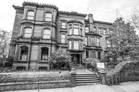 Beautiful mansion in Philadelphia - known from the movie The Sixth Sense - PHILADELPHIA / PENNSYLVANIA - APRIL 6, 2017のeditorial素材