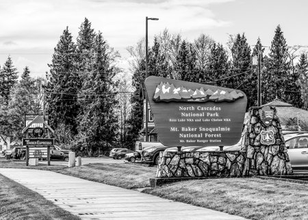 North Cascades National Park Welcome sign - NORTH CASCADES - WASHINGTON - APRIL 11, 2017のeditorial素材