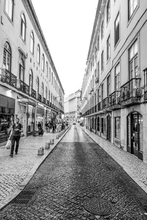 Pedestrian zone in the city center of Lisbon - LISBON / PORTUGAL - JUNE 17, 2017のeditorial素材