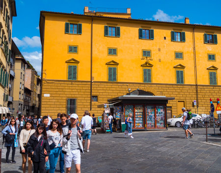The beautiful buildings at Pitti Square in Florence - Italian style - FLORENCE / ITALY - SEPTEMBER 12, 2017のeditorial素材