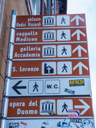 The main attractions in the heart of Florence - FLORENCE / ITALY - SEPTEMBER 12, 2017のeditorial素材