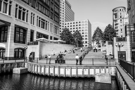 The Cubitt Steps in Canary Wharf - LONDON / GREAT BRITAIN - SEPTEMBER 19, 2016のeditorial素材