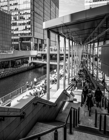 Beautiful Churchill Place in Canary Wharf - Square behind Third Space Building - LONDON / GREAT BRITAIN - SEPTEMBER 19, 2016のeditorial素材