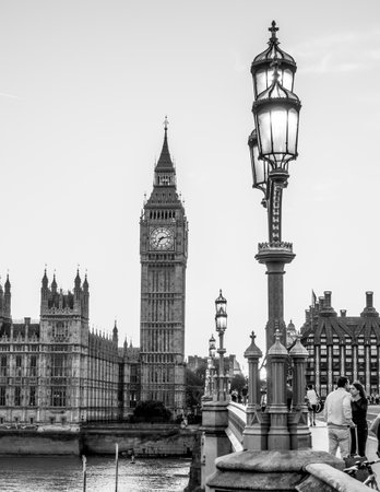 Typical view on Queen Elizabeth Tower Big Ben and Westminster Bridge - LONDON / GREAT BRITAIN - SEPTEMBER 19, 2016のeditorial素材