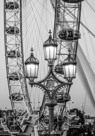 Beautiful composition of London Eye and Westminster Bridge street lanterns - LONDON / GREAT BRITAIN - SEPTEMBER 19, 2016のeditorial素材