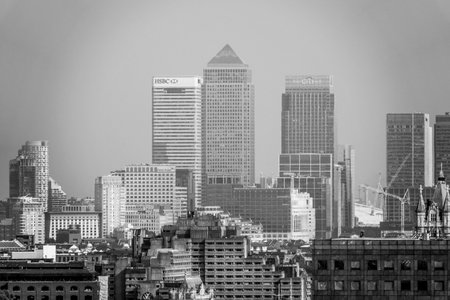 The skyscrapers of Canary Wharf district - financial center of London - LONDON / GREAT BRITAIN - SEPTEMBER 19, 2016のeditorial素材