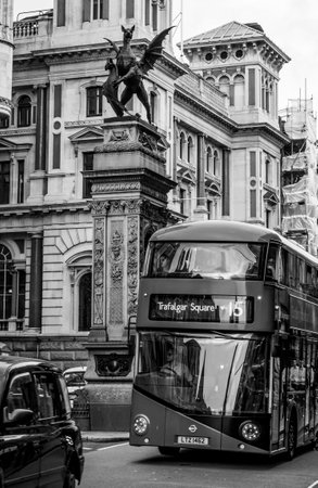 The famous drangon statue that indicates the border of the City of London - LONDON / GREAT BRITAIN - SEPTEMBER 19, 2016のeditorial素材