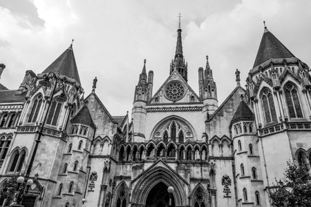 The Royal Courts of Justice in London - LONDON / GREAT BRITAIN - SEPTEMBER 19, 2016のeditorial素材