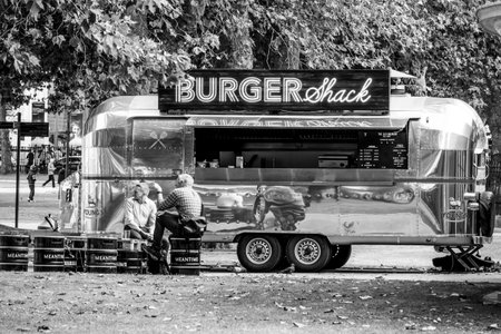 Burger Shack street sale in Greenwich - LONDON / GREAT BRITAIN - SEPTEMBER 19, 2016のeditorial素材