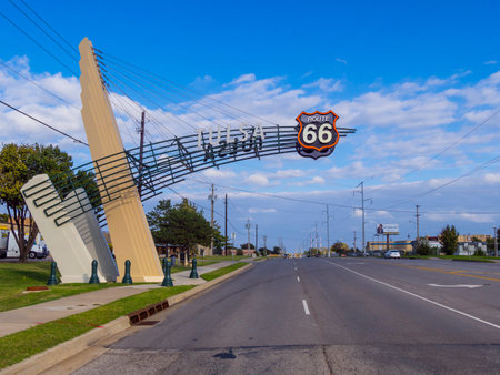 Tulsa Gate on historic Route 66 in Oklahoma - TULSA - OKLAHOMA - OCTOBER 17, 2017のeditorial素材