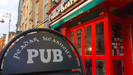 Pubs in the city center of Dublinのeditorial素材