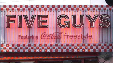 Five guys fast food burger restaurant in New York - NEW YORK - Uのeditorial素材