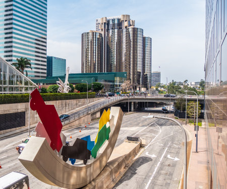 Modern art sculpture in Downtown Los Angeles - CALIFORNIA, UNITED STATES - MARCH 18, 2019のeditorial素材
