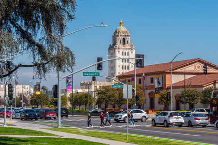 Beverly Hills Street view with City Hall - CALIFORNIA, USA - MARCH 18, 2019のeditorial素材