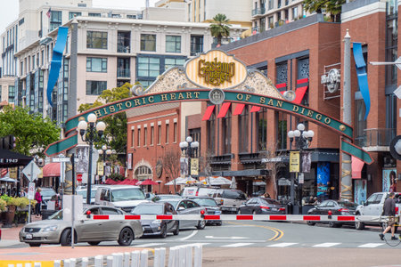 Street corner at San Diego Convention Center and Gaslamp Quarter - CALIFORNIA, USA - MARCH 18, 2019のeditorial素材
