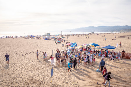 Santa Monica Beach on a hot summer day - LOS ANGELES, USA - MARCH 29, 2019のeditorial素材