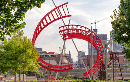 Modern Art at Cumberland Park in Nashville - NASHVILLE, USA - JUNE 15, 2019のeditorial素材