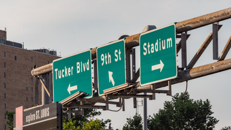 Direction signs in St Louis - ST. LOUIS, MISSOURI - JUNE 19, 2019のeditorial素材
