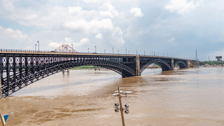 Flood on Mississippi River at Saint Louis - ST. LOUIS, USA - JUNE 19, 2019のeditorial素材