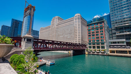 Chicago River on a sunny day - CHICAGO, USA - JUNE 11, 2019のeditorial素材
